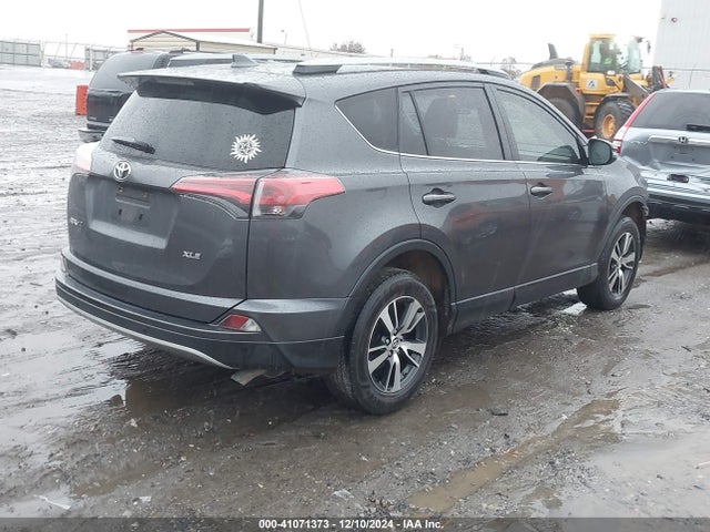 JTMWFREV5JD116225 Toyota Rav4 Adventure/xle