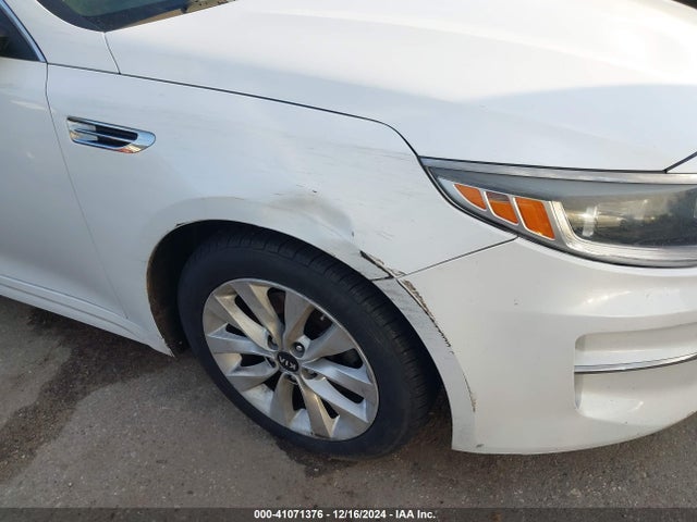 KIA Optima Lx 2017 5XXGT4L39HG134048 Image 16
