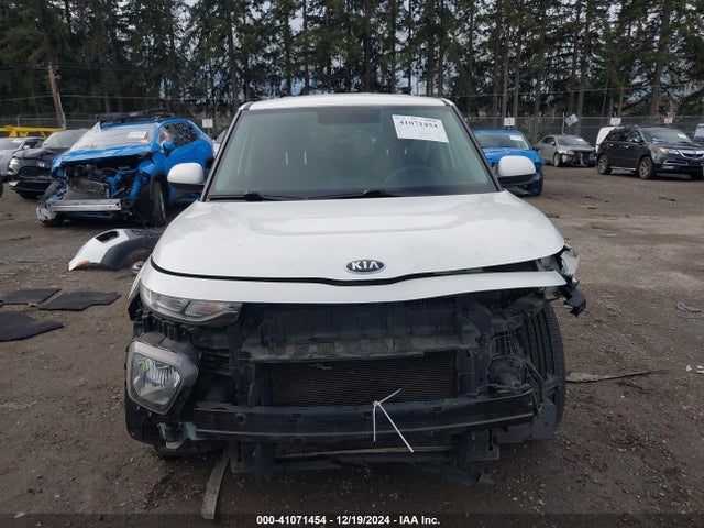 KIA SOUL LX 2020 KNDJ23AUXL7029759 Image 13