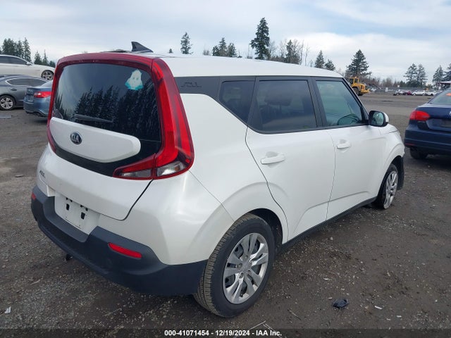 KIA SOUL LX 2020 KNDJ23AUXL7029759 Image 4