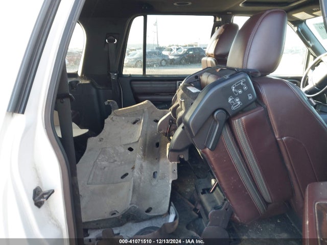 Ford Expedition El Platinum 2016 1FMJK1LT0GEF18046 Image 8