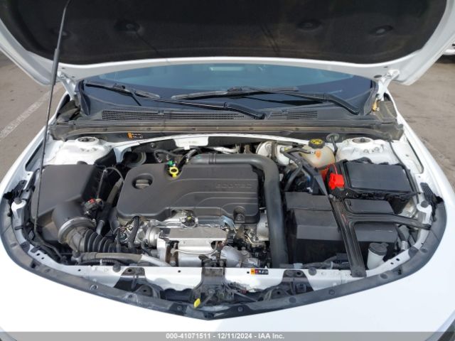 1G1ZD5ST2NF116832 Chevrolet Malibu Fwd Lt
