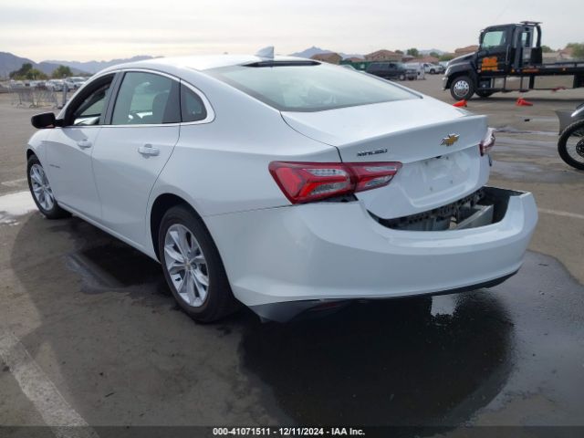 1G1ZD5ST2NF116832 Chevrolet Malibu Fwd Lt