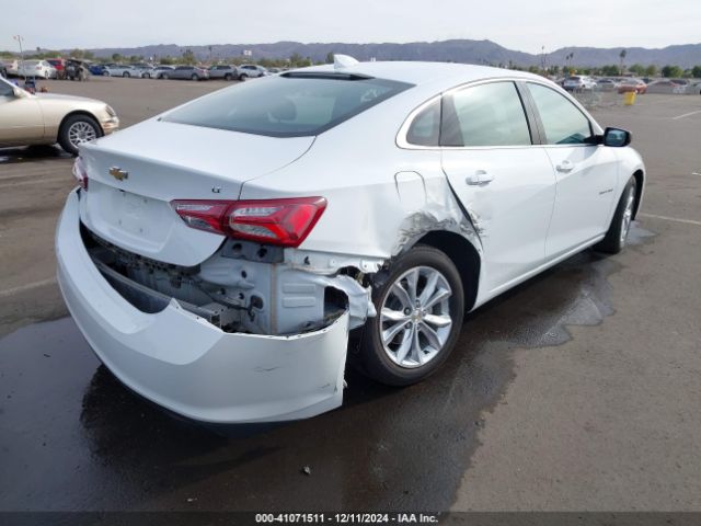1G1ZD5ST2NF116832 Chevrolet Malibu Fwd Lt