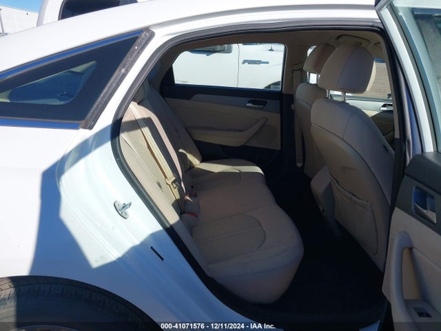 5NPE34AF8JH676725 Hyundai SONATA SEL