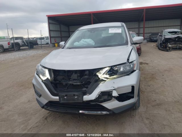JN8AT2MV2LW109319 Nissan Rogue S Intelligent Awd