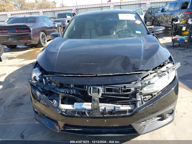 Honda Civic Ex-t 2017 2HGFC3B31HH360431 Image 13