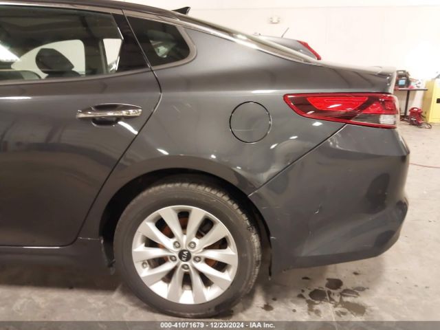 5XXGT4L33JG190184 KIA Optima S