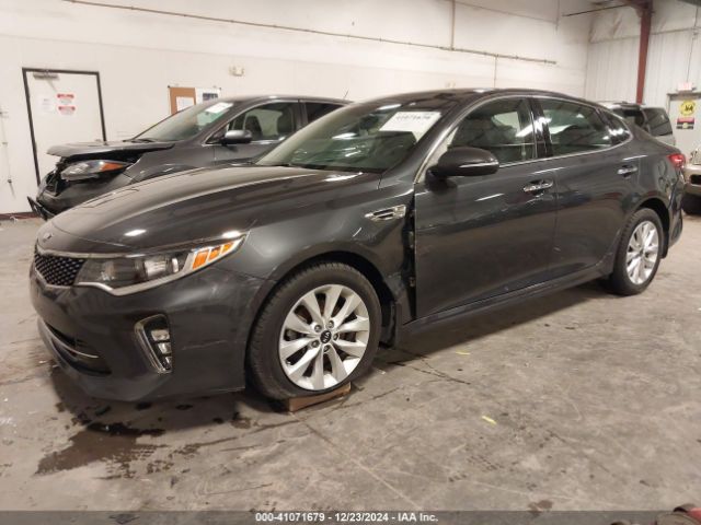 5XXGT4L33JG190184 KIA Optima S