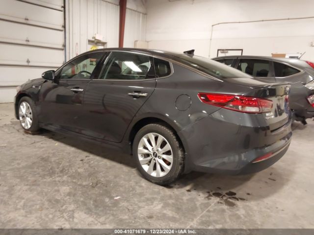 5XXGT4L33JG190184 KIA Optima S