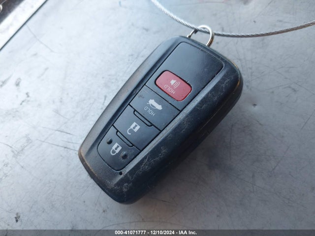 Toyota Corolla Hybrid Le 2022 JTDEAMDE7N3002186 Image 11