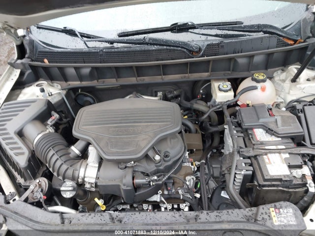 2017 CADILLAC XT5 1GYKNCRS8HZ177736 Photo 9