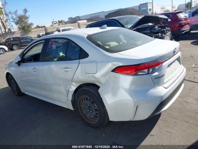 JTDEPMAE6MJ135180 Toyota COROLLA LE