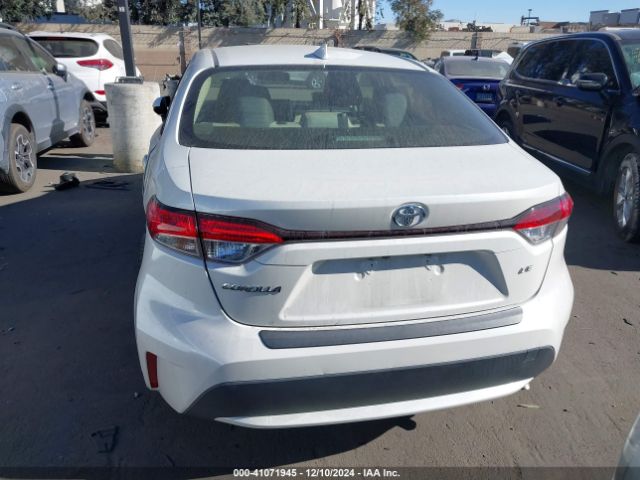 JTDEPMAE6MJ135180 Toyota COROLLA LE