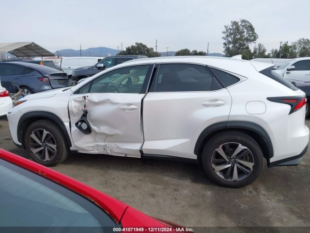 JTJYARBZ4K2128195 Lexus NX 300