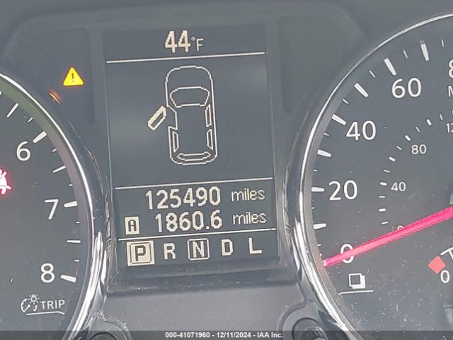 JN8AS5MT1FW666990 Nissan Rogue Select S