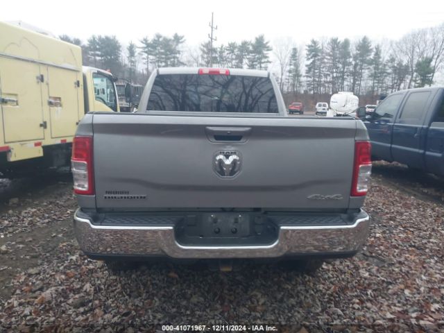 3C6UR5DJ7NG176903 RAM 2500 Big Horn  4x4 6'4 Box