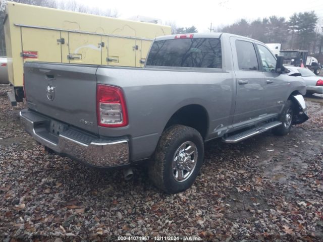 3C6UR5DJ7NG176903 RAM 2500 Big Horn  4x4 6'4 Box