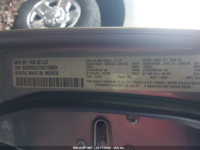 3C6UR5DJ7NG176903 RAM 2500 Big Horn  4x4 6'4 Box