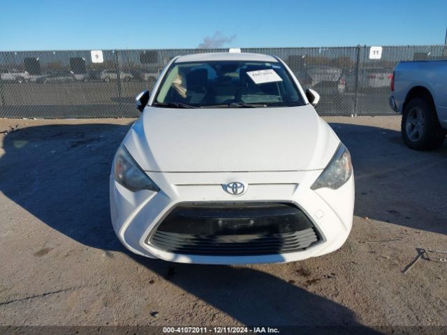 3MYDLBYV7JY311423 Toyota YARIS IA