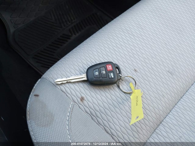 Toyota COROLLA LE 2014 2T1BURHE2EC205429 Image 11