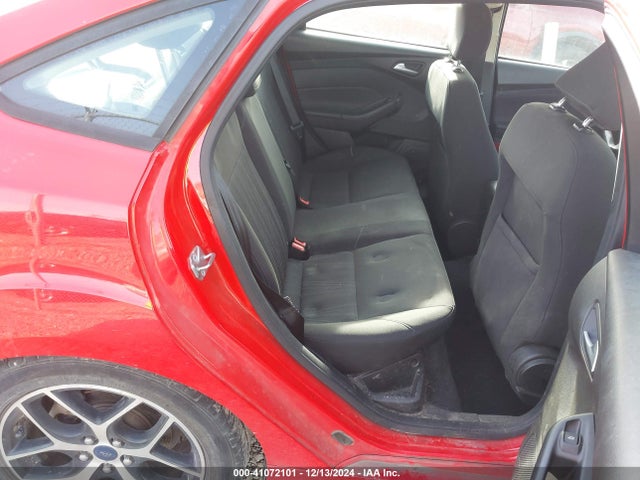 Ford FOCUS SE 2015 1FADP3F20FL361054 Image 8