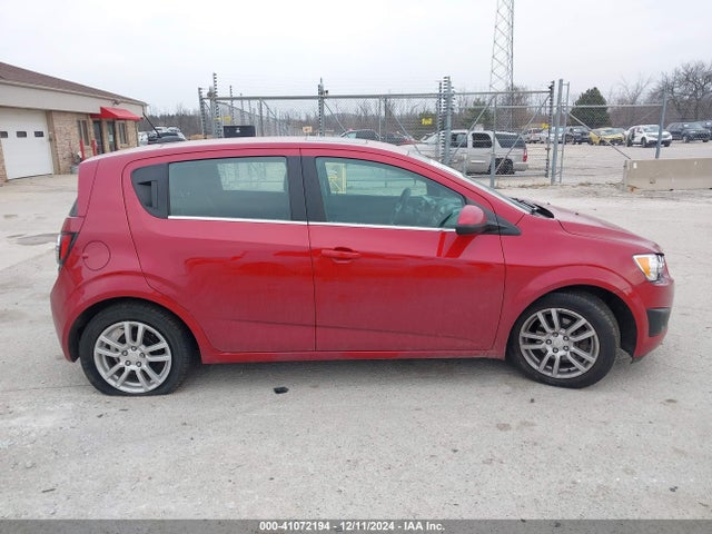 Chevrolet Sonic Lt Auto 2016 1G1JC6SB8G4178585 Image 13