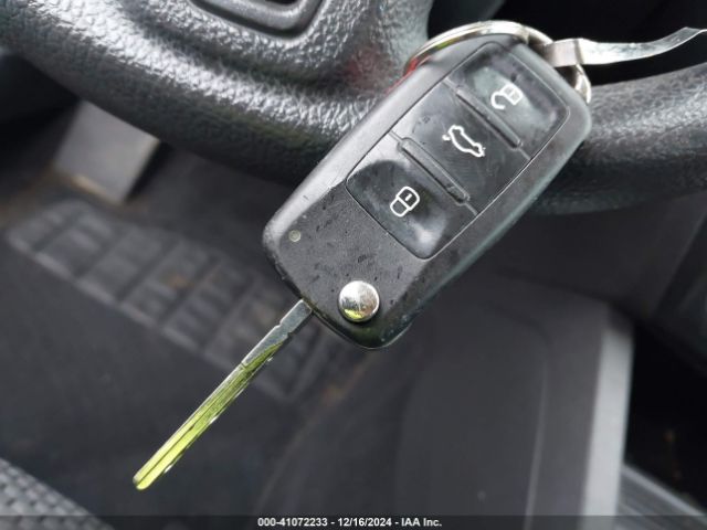 3VW2K7AJ8EM440374 Volkswagen Jetta 2.0l S