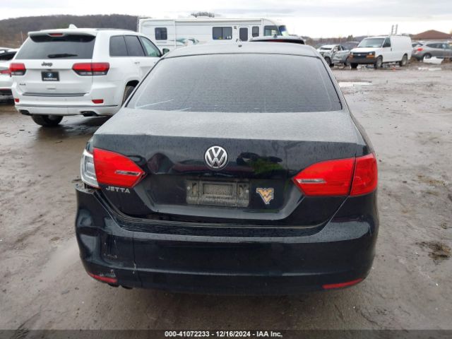 3VW2K7AJ8EM440374 Volkswagen Jetta 2.0l S