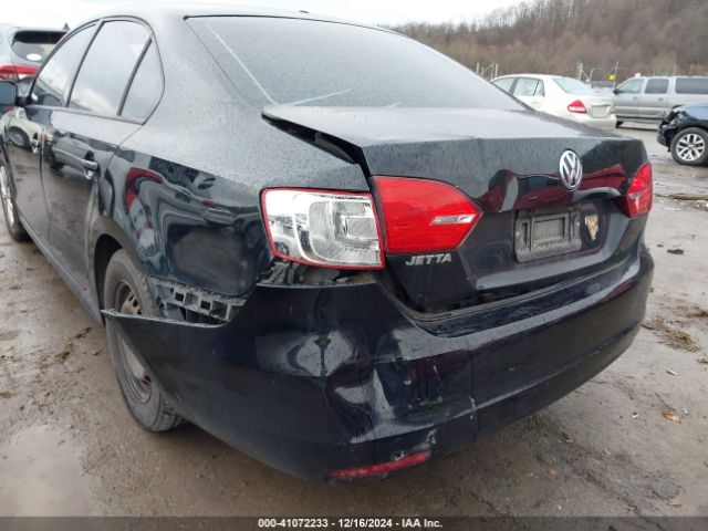 3VW2K7AJ8EM440374 Volkswagen Jetta 2.0l S