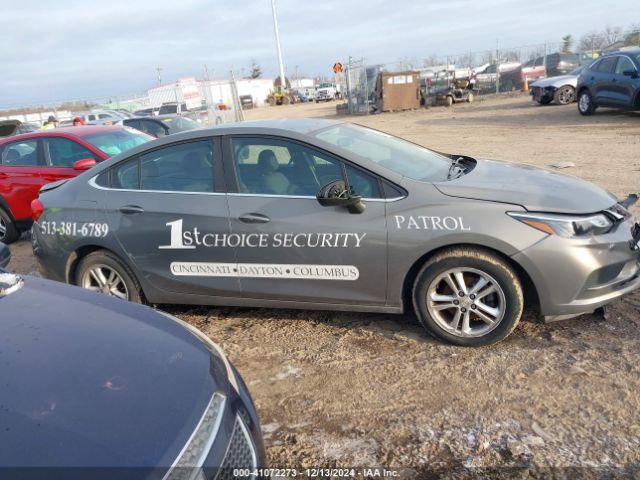 1G1BE5SMXJ7241282 Chevrolet Cruze Lt Auto