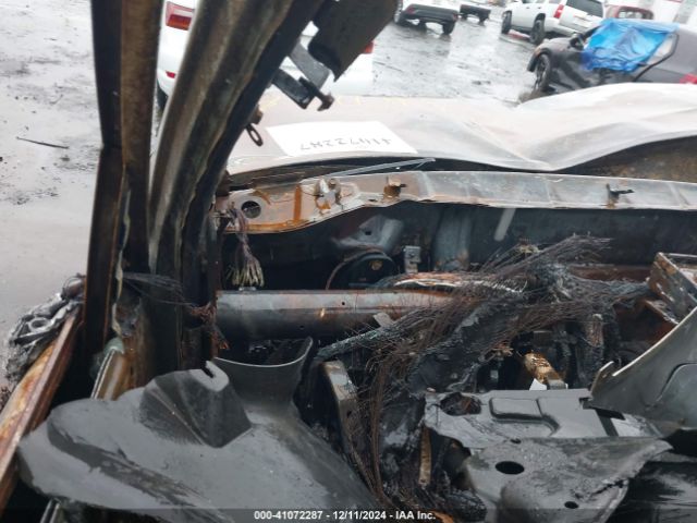 JN8AY2NF9L9360006 Nissan Armada Platinum 2wd
