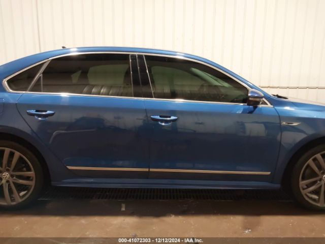 1VWDT7A32HC063408 Volkswagen Passat 1.8t R-line