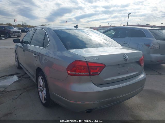 1VWCT7A34EC071095 Volkswagen Passat 1.8t Sel Premium