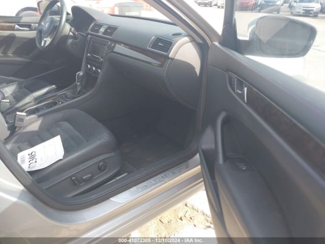 1VWCT7A34EC071095 Volkswagen Passat 1.8t Sel Premium