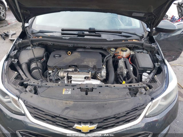1G1BE5SM0J7123712 Chevrolet Cruze Lt Auto