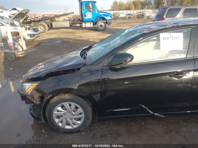 Hyundai ELANTRA SE 2019 5NPD74LF2KH497207 Image 16