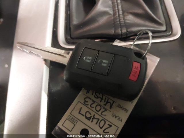 2023 MITSUBISHI ECLIPSE CROSS JA4ATUAA2PZ028621 Photo 10