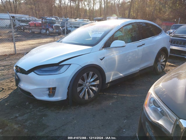 2020 TESLA MODEL X 5YJXCDE26LF220448 Photo 1
