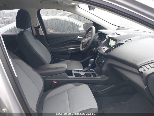 Ford ESCAPE SE 2017 1FMCU0GDXHUA12425 Image 5