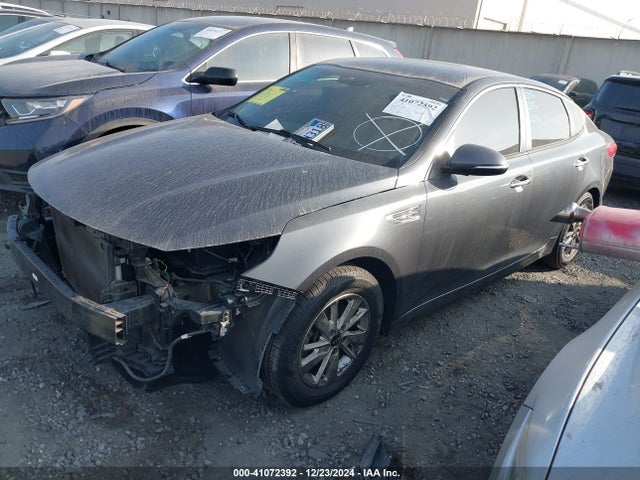 KIA Optima Lx 2016 KNAGT4L39G5111949 Image 2