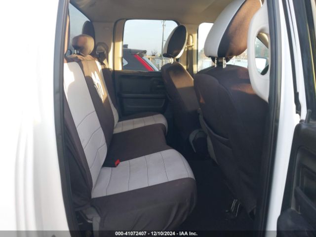 1C6RR6FG4JS263061 RAM 1500 Tradesman  4x2 6'4 Box