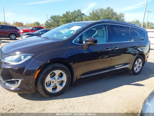 Chrysler Pacifica Touring-l Plus 2017 2C4RC1EG2HR684027 Image 14