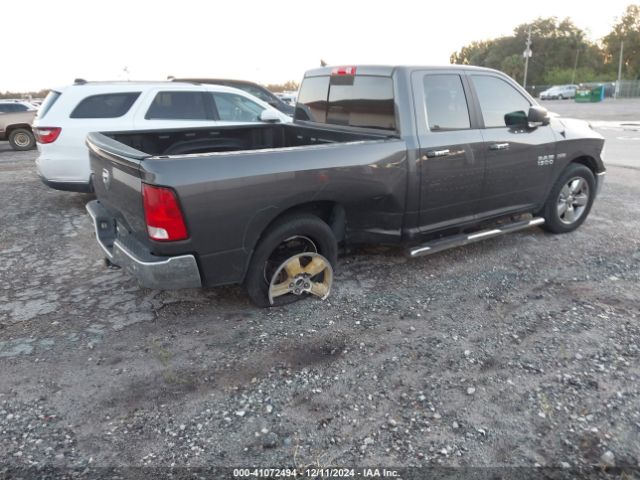 1C6RR6GT9HS576306 RAM 1500 Big Horn  4x2 6'4 Box
