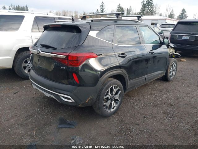 KNDERCAA4M7043158 KIA SELTOS EX