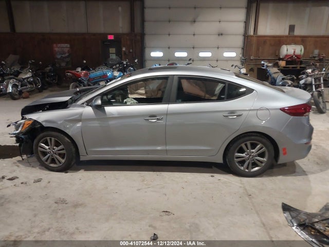 Hyundai Elantra Value Edition 2017 5NPD84LF6HH164420 Image 14