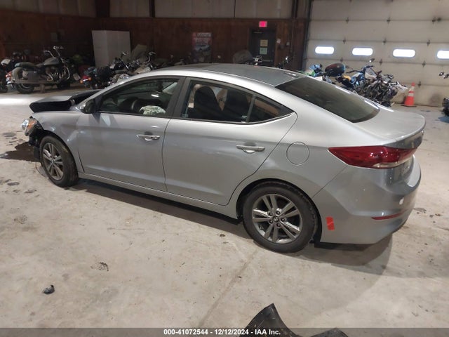 Hyundai Elantra Value Edition 2017 5NPD84LF6HH164420 Image 3
