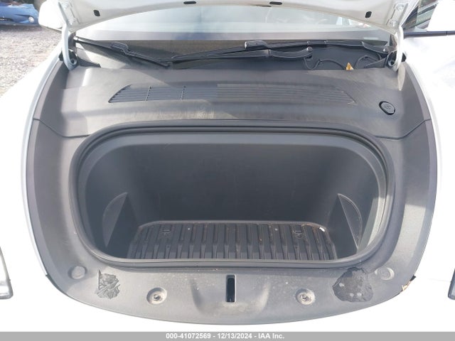 2021 TESLA MODEL Y 5YJYGDEEXMF083759 Photo 9