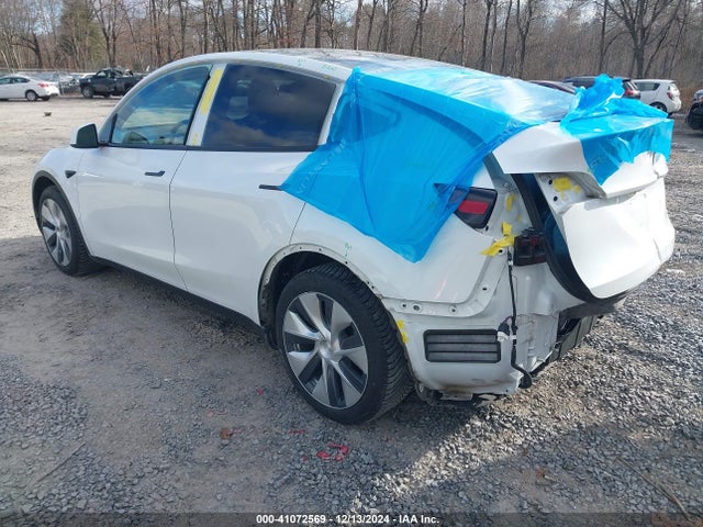 2021 TESLA MODEL Y 5YJYGDEEXMF083759 Photo 2