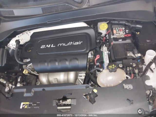 3C4NJDBB1JT185186 Jeep Compass Latitude 4x4